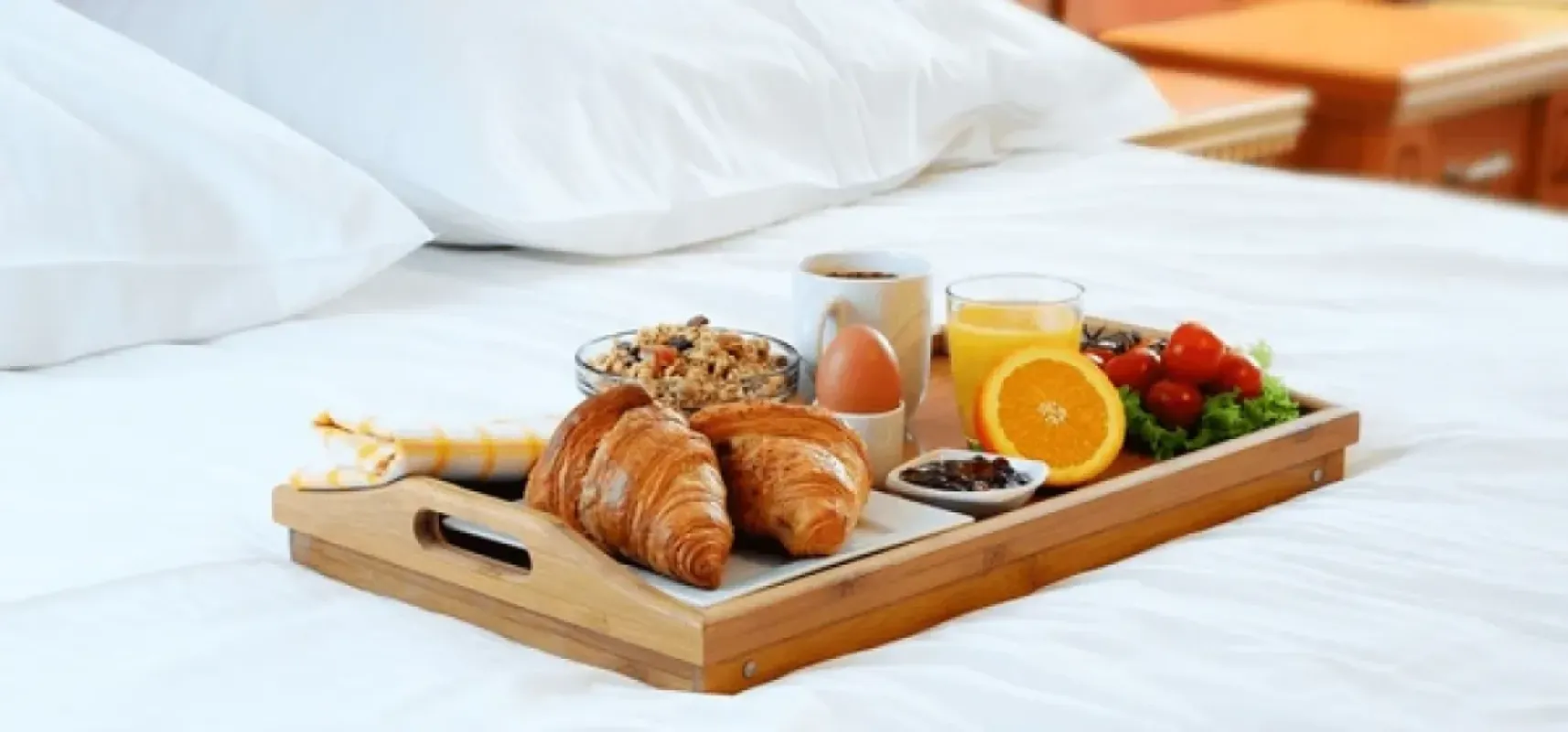 How to Prepare Your Hotel Room for an Outcall Escort Booking